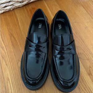 Zara Black Leather Loafers